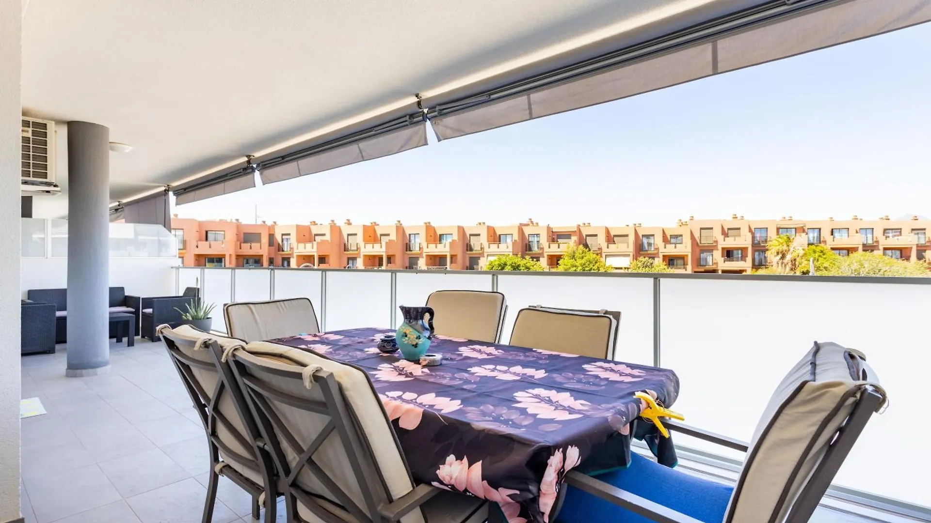 Apartment Sotavento Beachwalk By Sunkeyrents El Medano  Spain