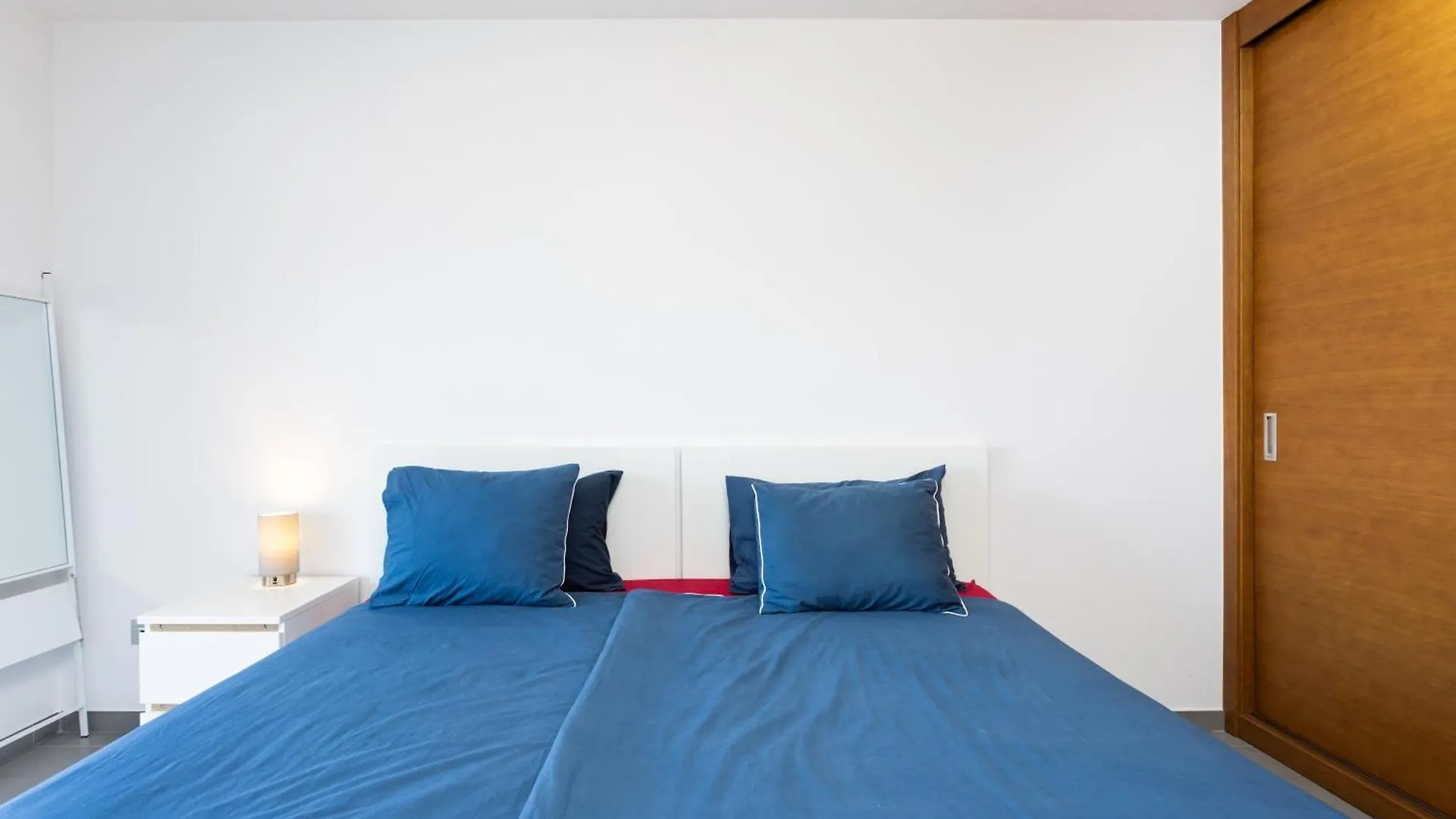 Sotavento Beachwalk By Sunkeyrents El Medano