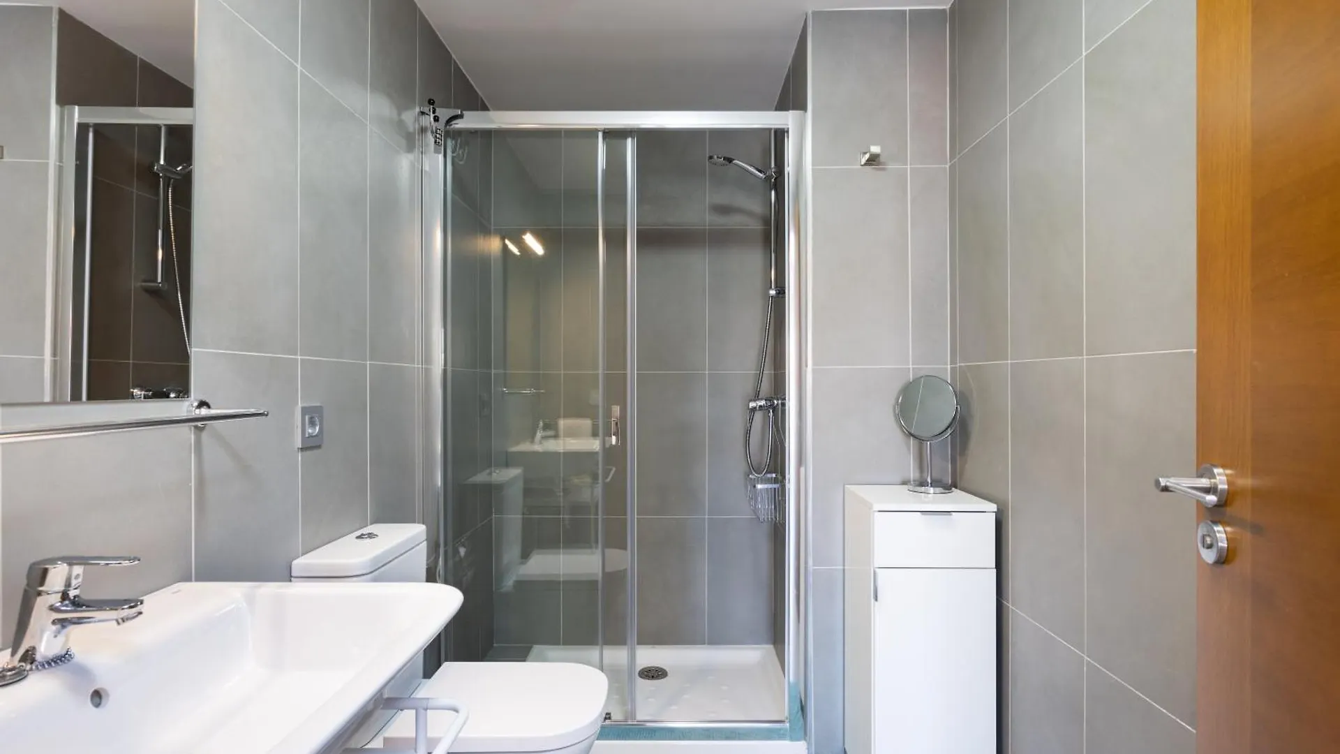 Apartment Sotavento Beachwalk By Sunkeyrents El Medano  Spain